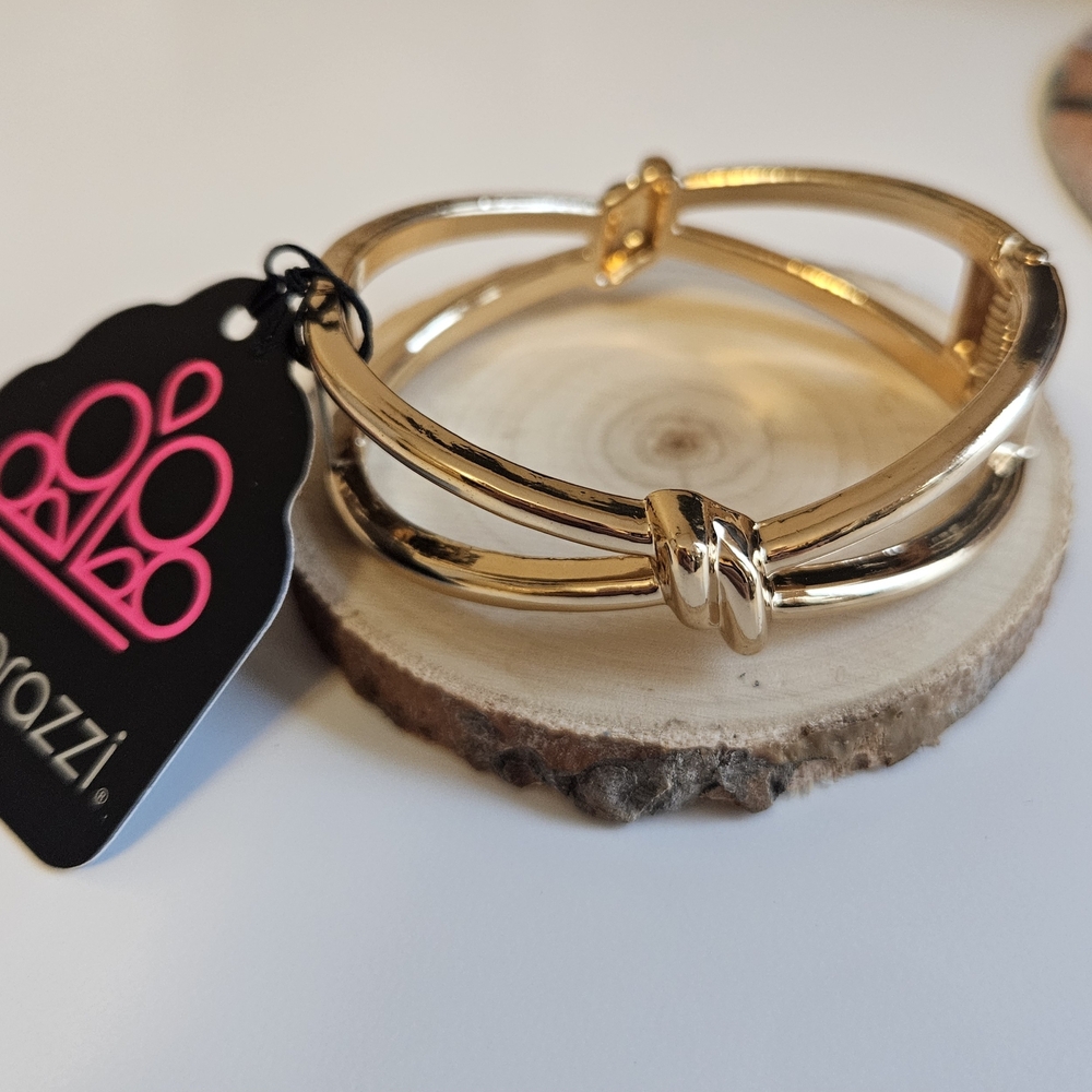 Paparazzi Gold Knot Bangle Bracelet
